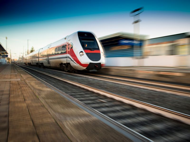 Keretapi laju Borneo misi memajukan perhubungan darat Brunei Indonesia Sabah dan Sarawak