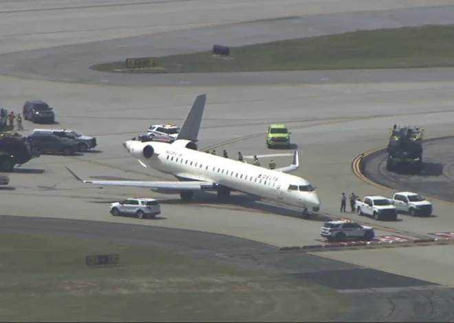 Dua pesawat Delta Air Lines bertembung di landasan di Lapangan Terbang Atlanta